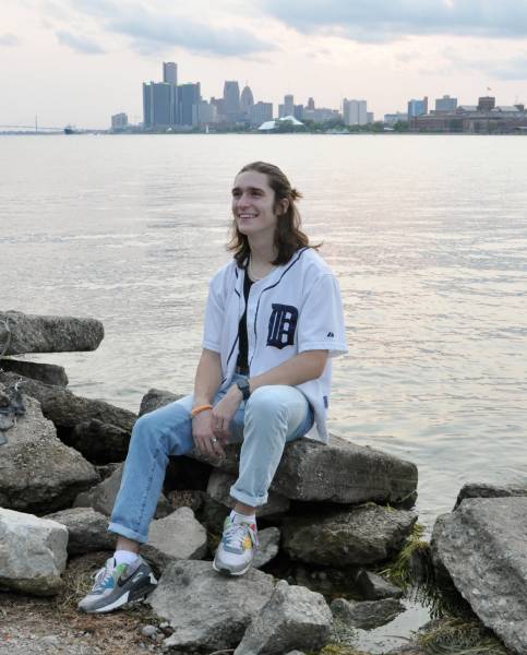 sorine.jpeg sorine.jpeg