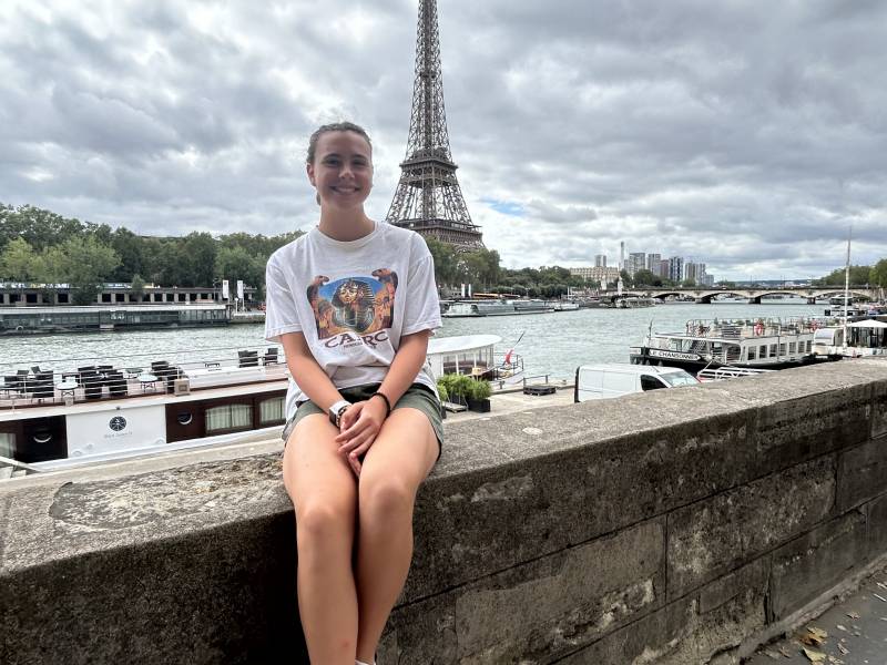 nicole.m.jpg nicole.m.jpg