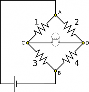 Circuit with Wheatstone bridge